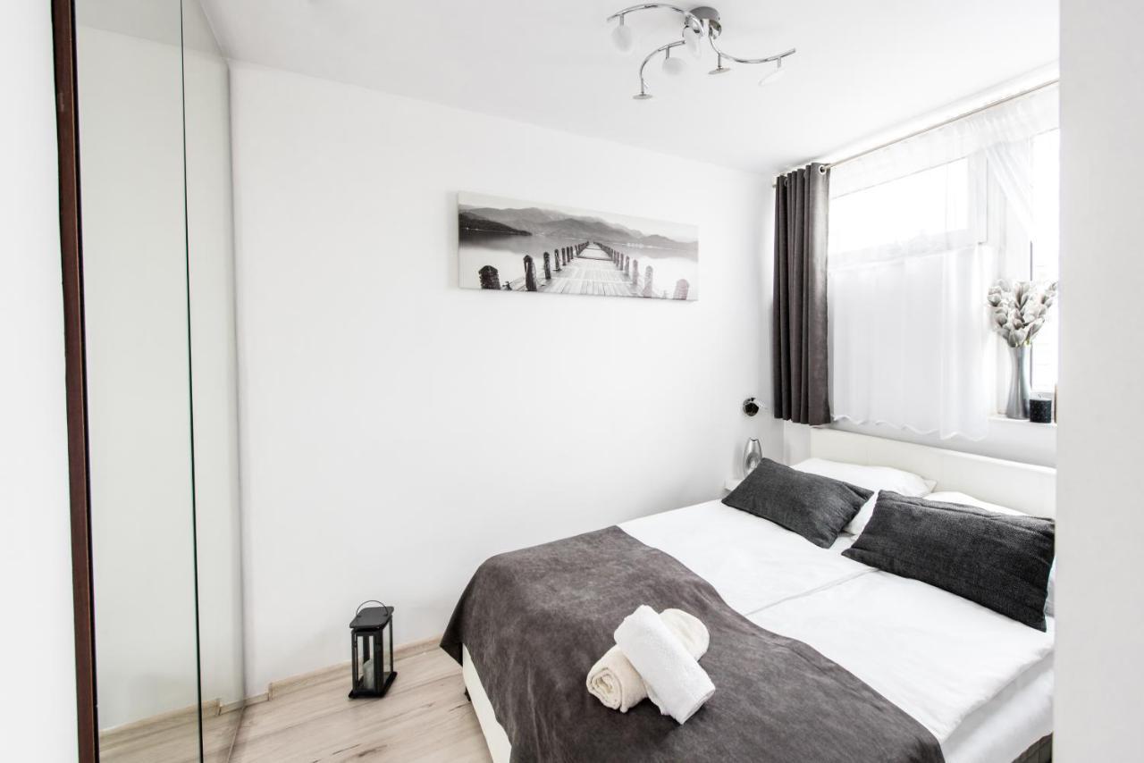 Alma Apartments Grzybowska Warsaw Ngoại thất bức ảnh